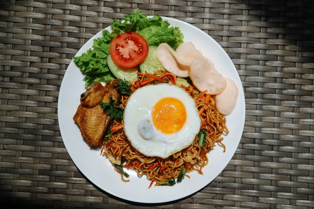 Airy Premier Cendrawasih 28 Kuta Bali 3*